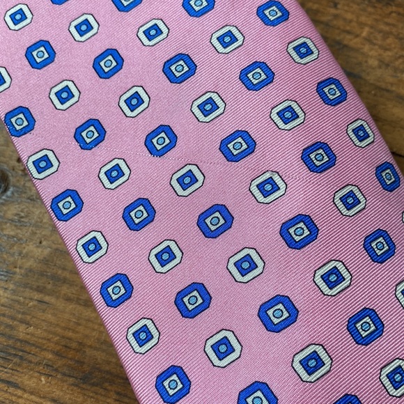 Brooks Brothers 346 Pink and Blue Geometric Mens Silk Neck Tie - Wedding Groom - Picture 6 of 6